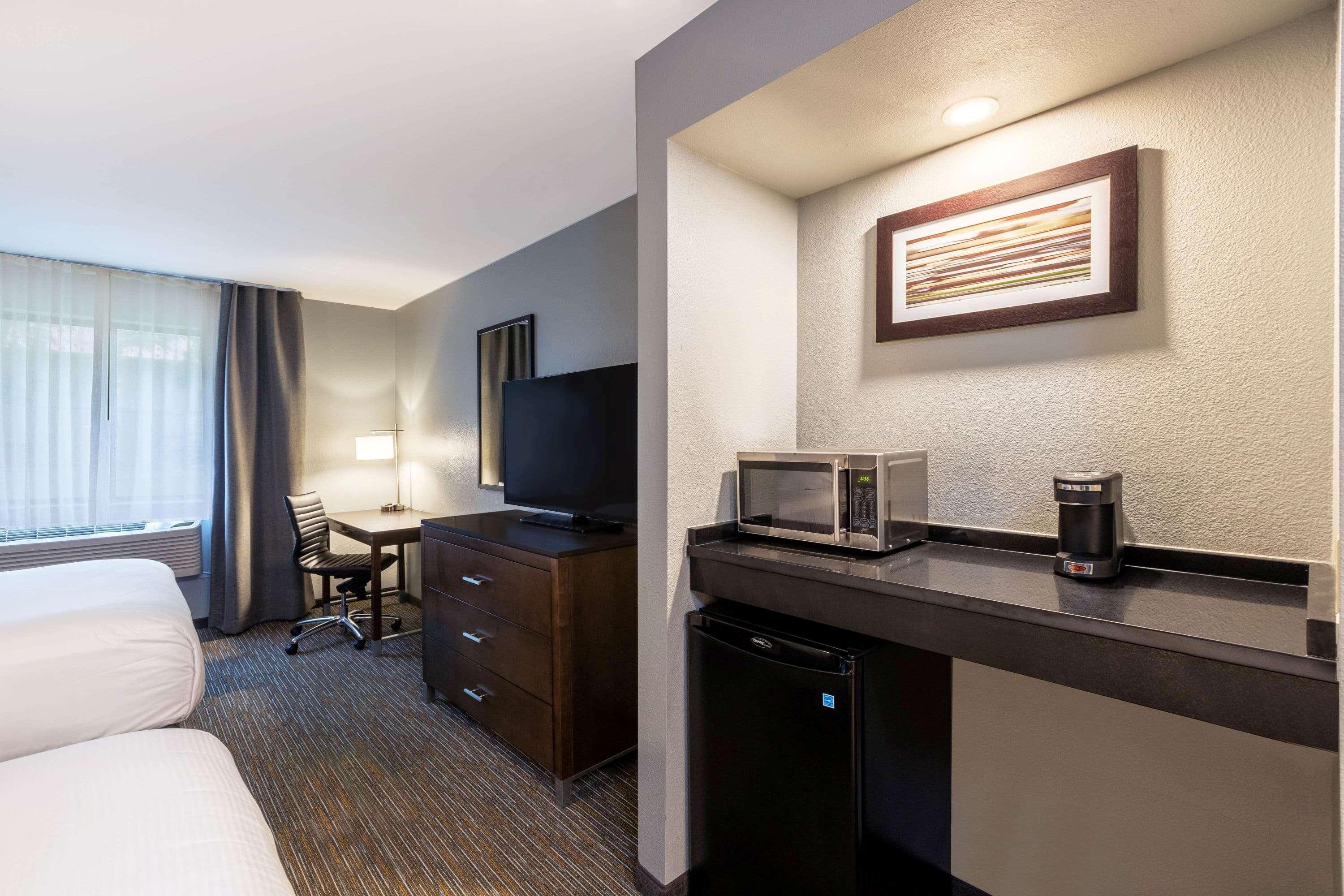 Wingate By Wyndham Waterpark