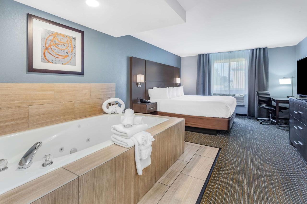 Hotel Wingate By Wyndham Waterpark 2*