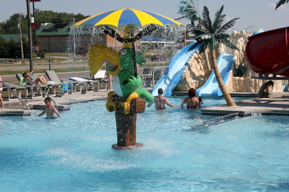 Wingate By Wyndham Waterpark Hotel Wisconsin Dells