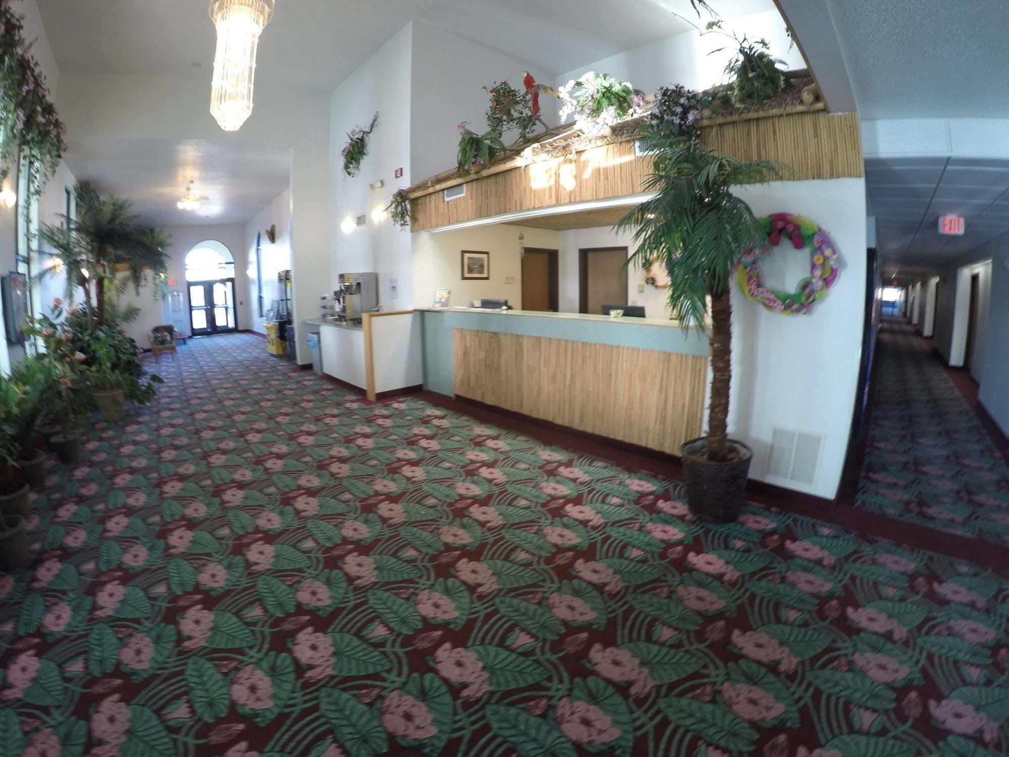Hotel Wingate By Wyndham Wisconsin Dells Waterpark 2*