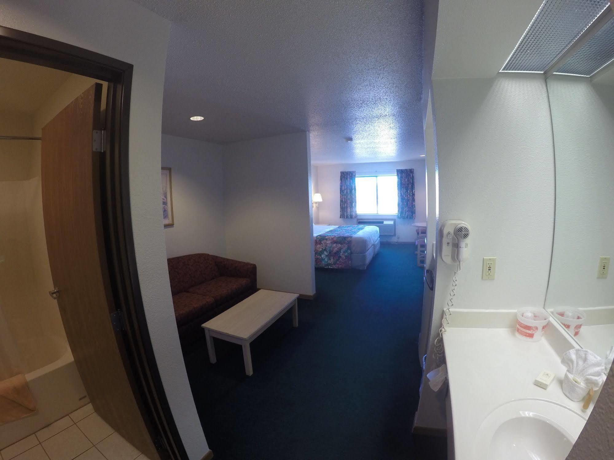 Hotel Wingate By Wyndham Wisconsin Dells Waterpark 2*