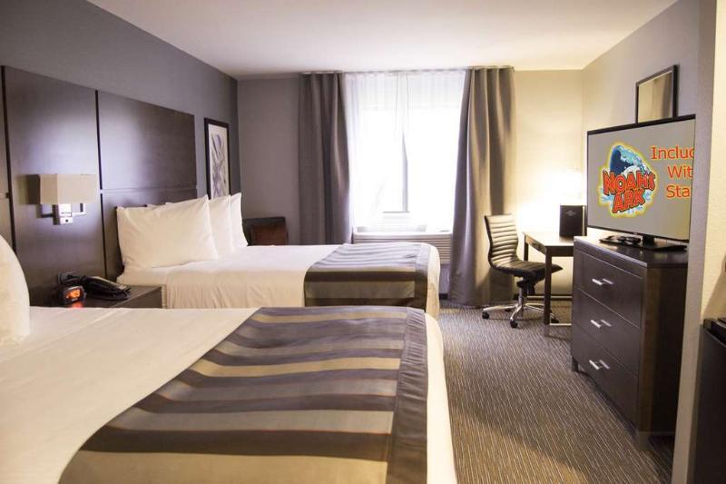 Wingate By Wyndham Wisconsin Dells Waterpark Lake Delton
